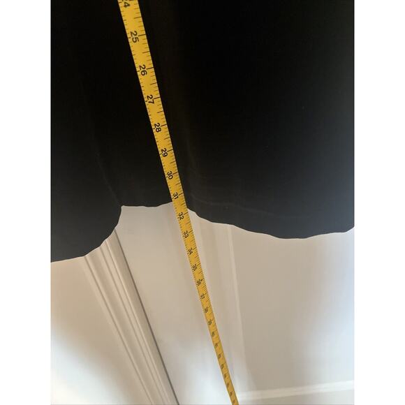 Anne Klein II Black Velvet 4 Button Petco’s With Red Satin Lining. Womens Size L - Picture 10 of 11